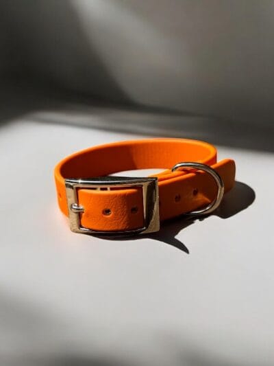 mazas antkaklis stroberi