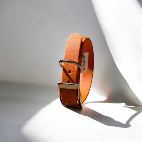 mazas antkaklis stroberi