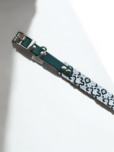 antkaklis FUNKY DARK GREEN