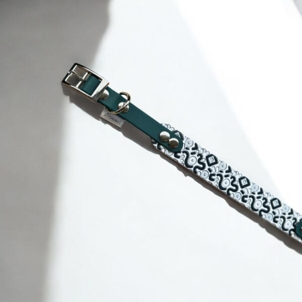 antkaklis FUNKY DARK GREEN