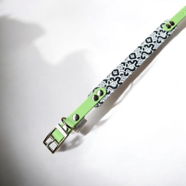 zalias stroberi antkaklis