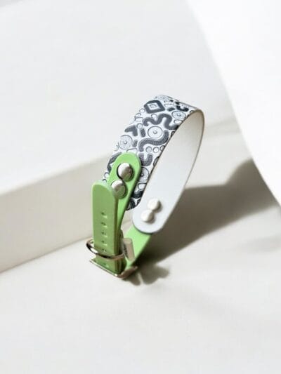 zalias stroberi antkaklis